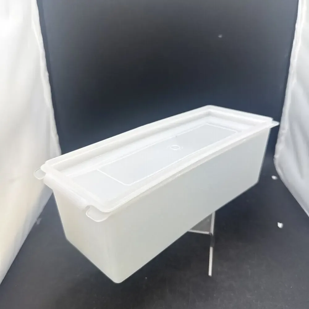 Tupperware 2 lb Velveeta Cheese Keeper / Butter Container Vintage #518/519